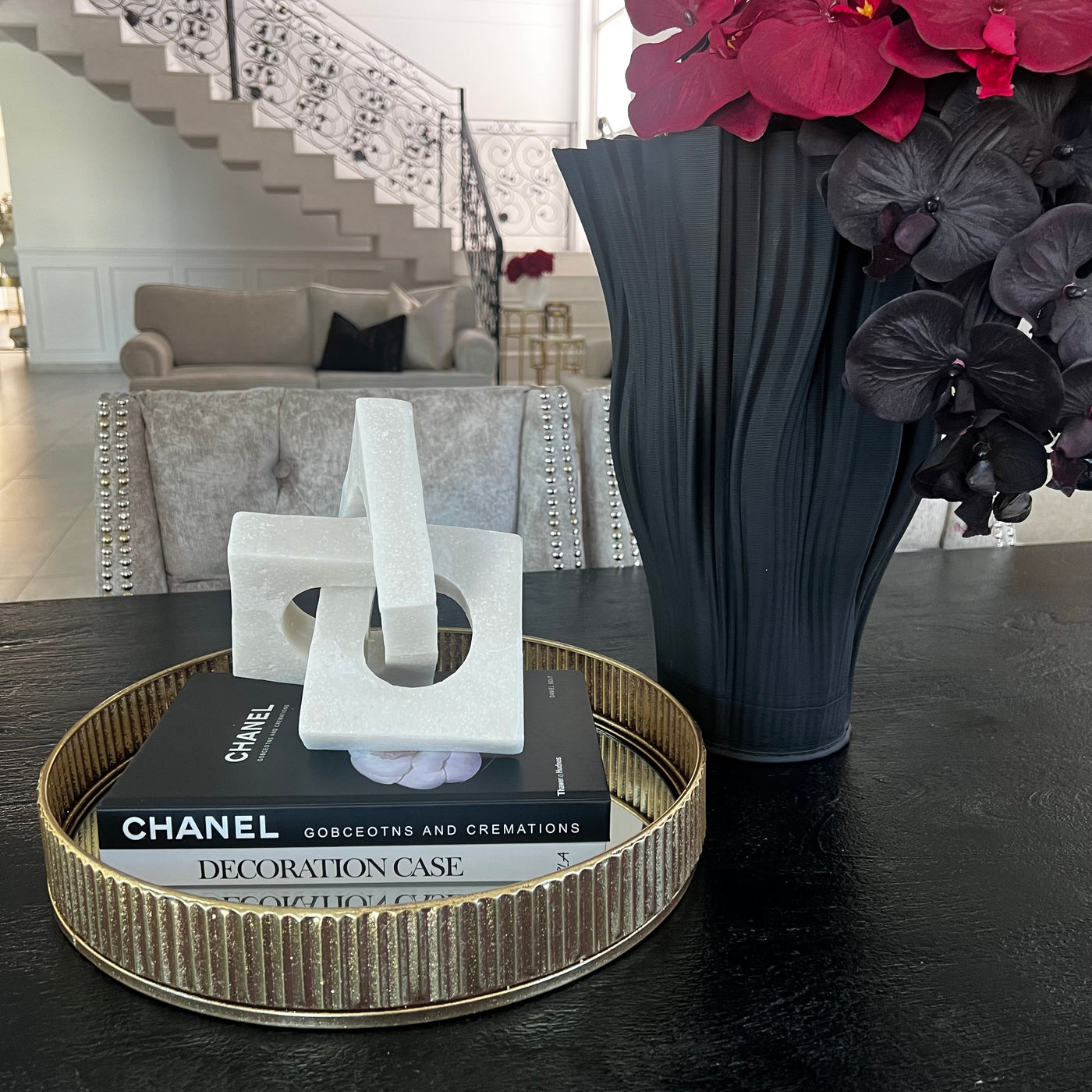 Fountain black ceramic vase - Luscious Homewares