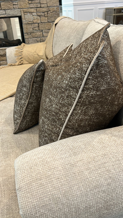 Hershy brown cushion