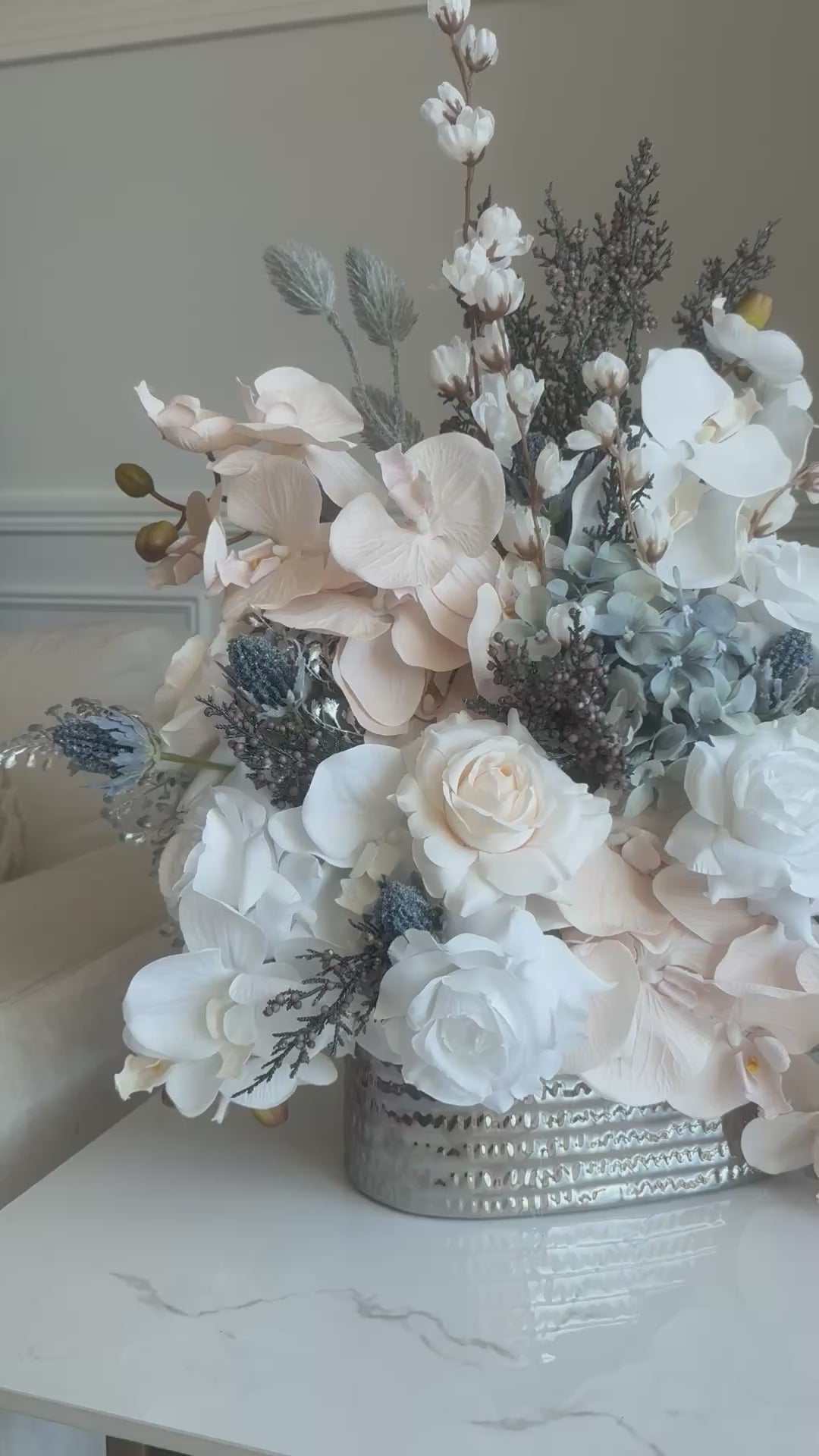 Jewell blooms flower Arrangement